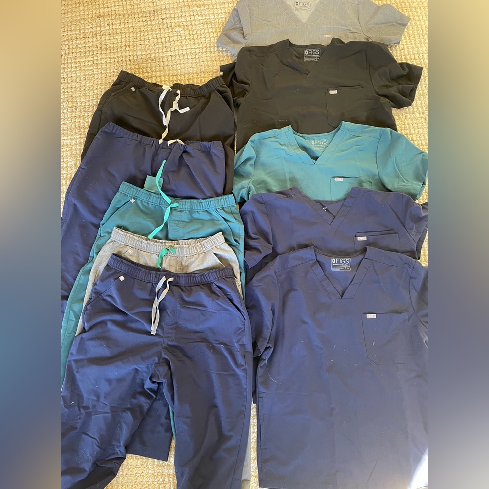 FIGS scrubs! set of five